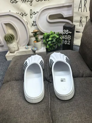 Adidas Yeezy Slide Sandales de plateforme beige 8