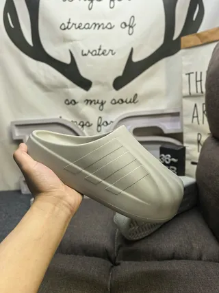 Adidas Yeezy Slide Sandales de plateforme beige 15