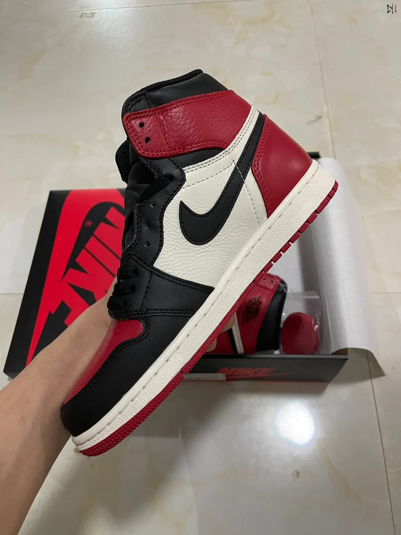 Zapatillas de baloncesto Air Jordan 1 High negro blanco rojo 5