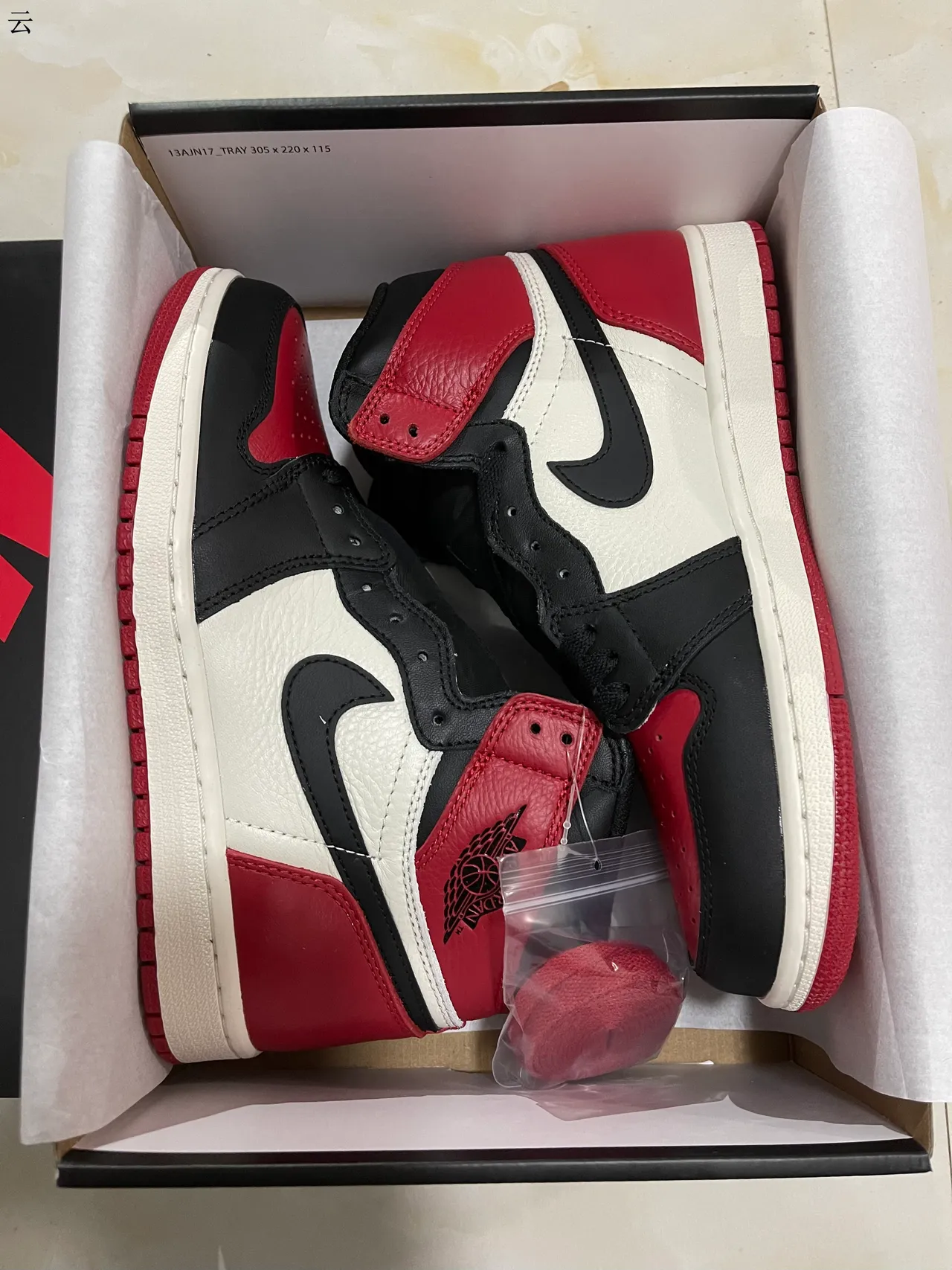Zapatillas de baloncesto Air Jordan 1 High negro blanco rojo 8
