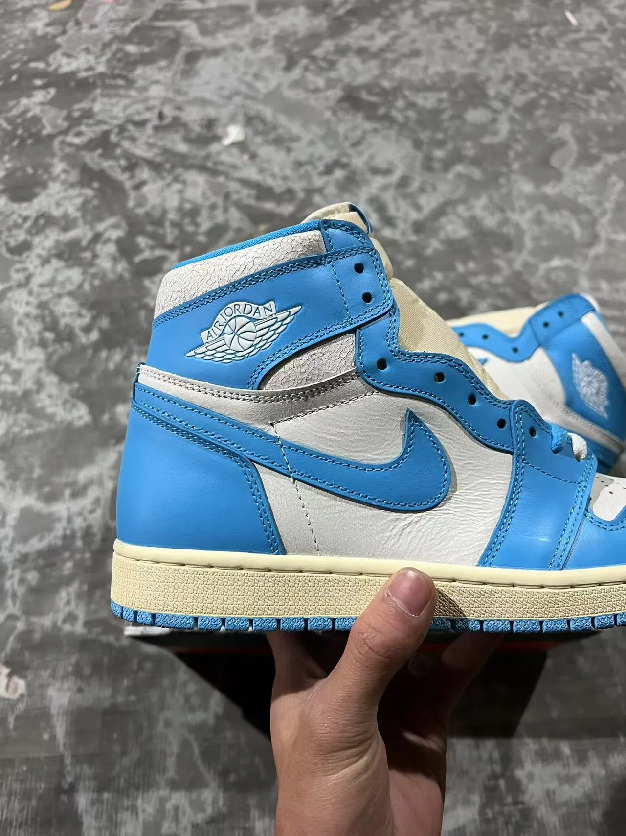 Air Jordan 1 High Blue and Cream Leather Basketball Shoes 7