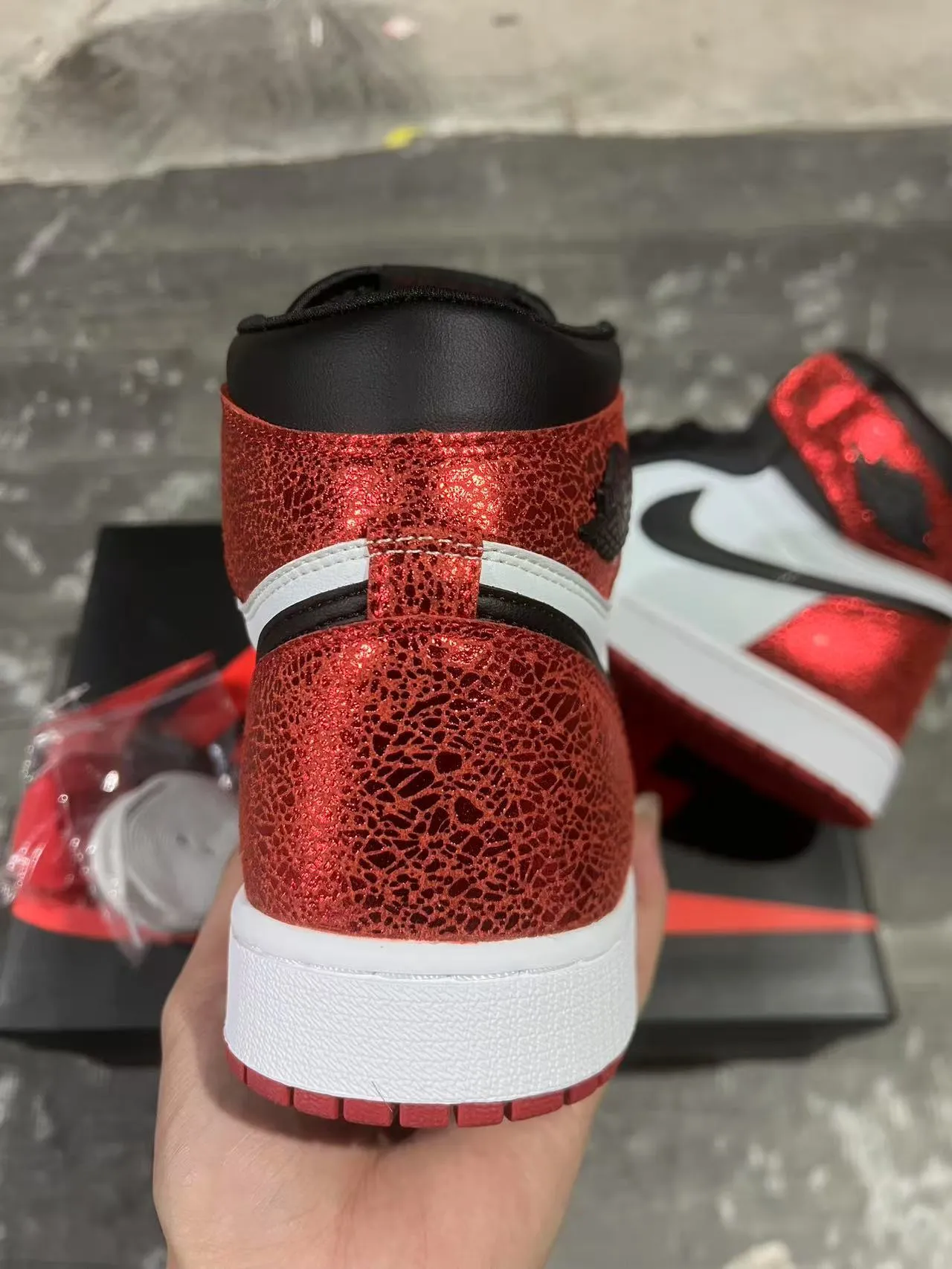 Air Jordan 1 High Glitter Red Black White Basketball Shoes 5