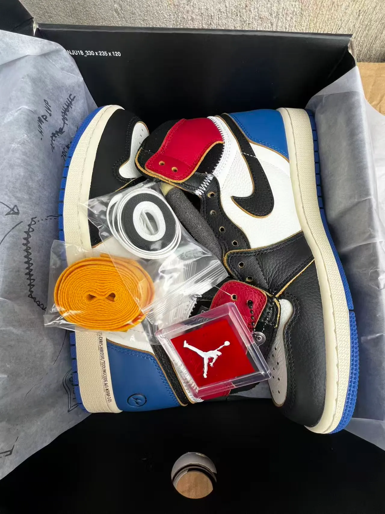 Chaussures de basketball en cuir multicolore Air Jordan 1 High 9