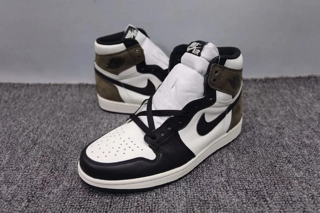 Air Jordan 1 High White Black Olive Green Basketball Shoes 11