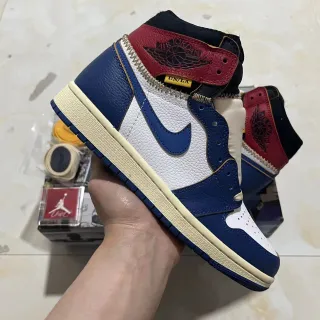 Air Jordan 1 High Zip 海军蓝白红米色篮球鞋