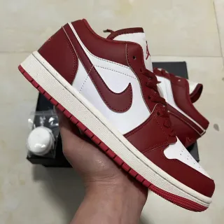 Air Jordan 1 Low 红白皮革休闲运动鞋