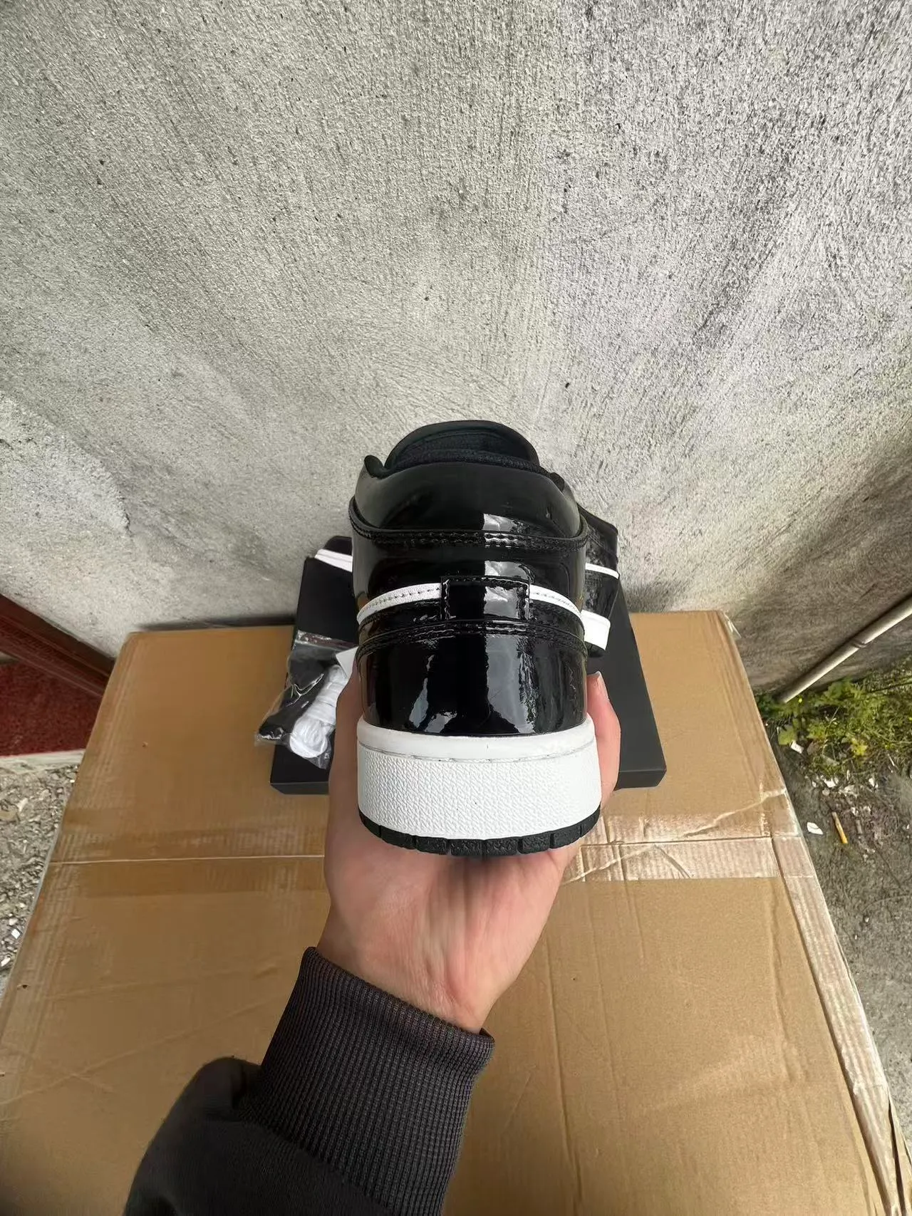 Air Jordan 1 Patent Leather Black White Gold Basketball Shoes 8