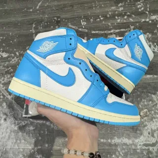Air Jordan 1 University Blue and White Basketball Shoes