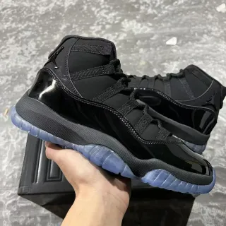 Air Jordan 11 黑冰蓝篮球鞋