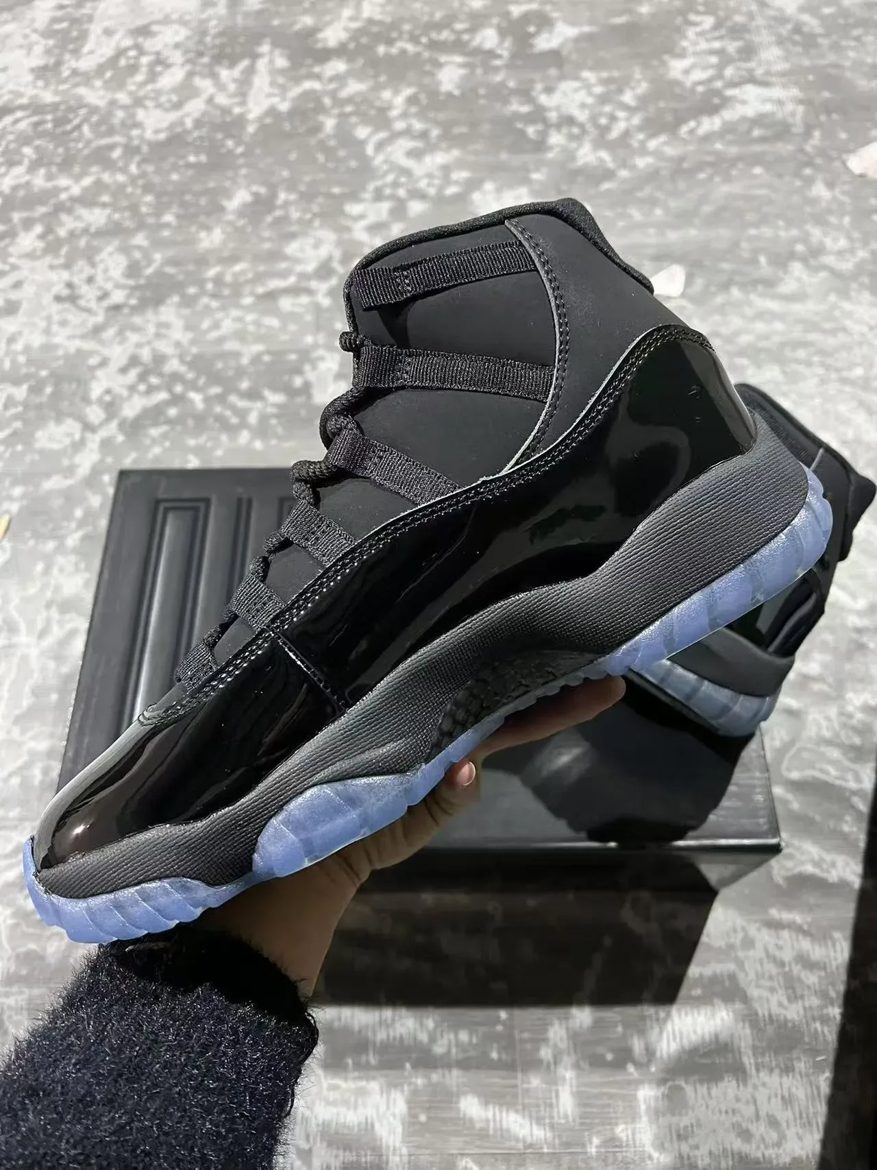 Air Jordan 11 Chaussures de Basket Noir Icy Blue 5