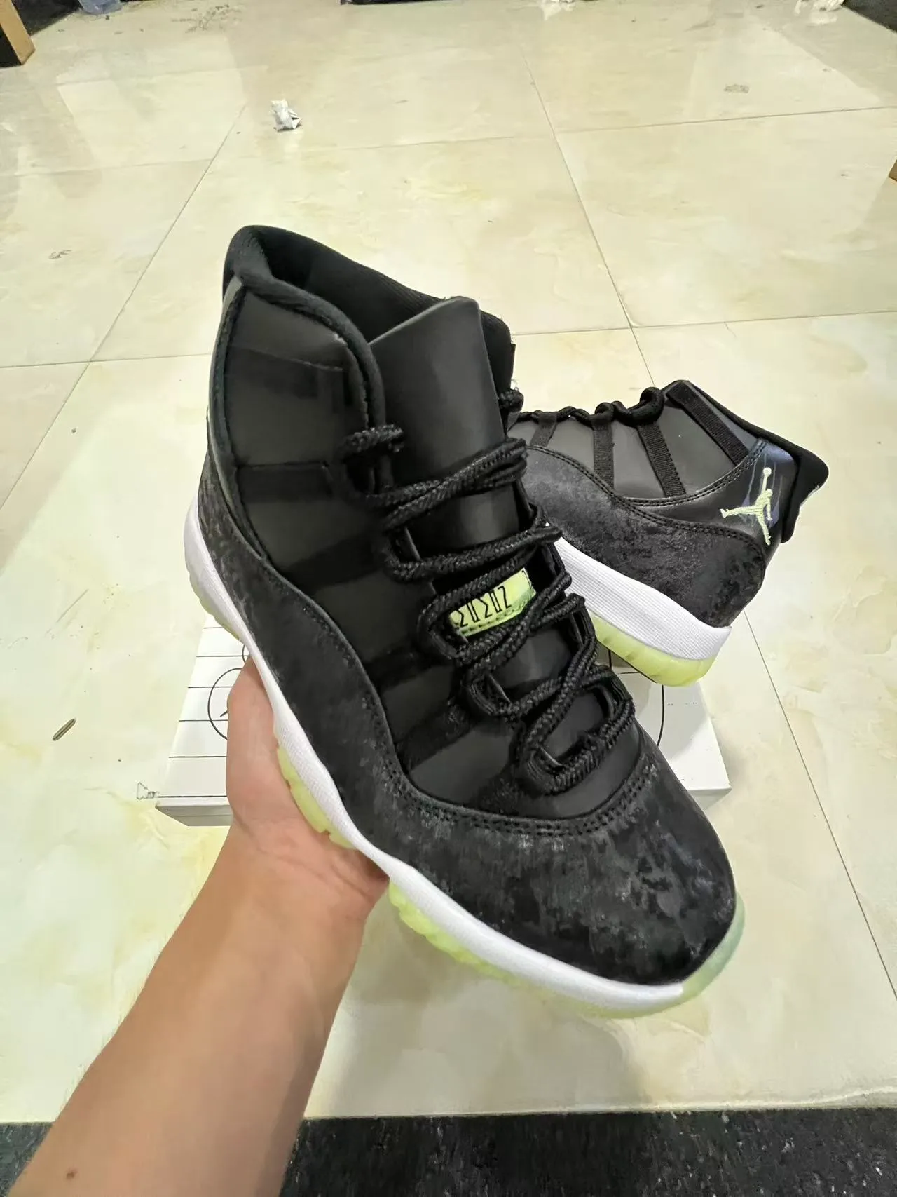 Air Jordan 11 Black White Lime Green Basketball Shoes 2