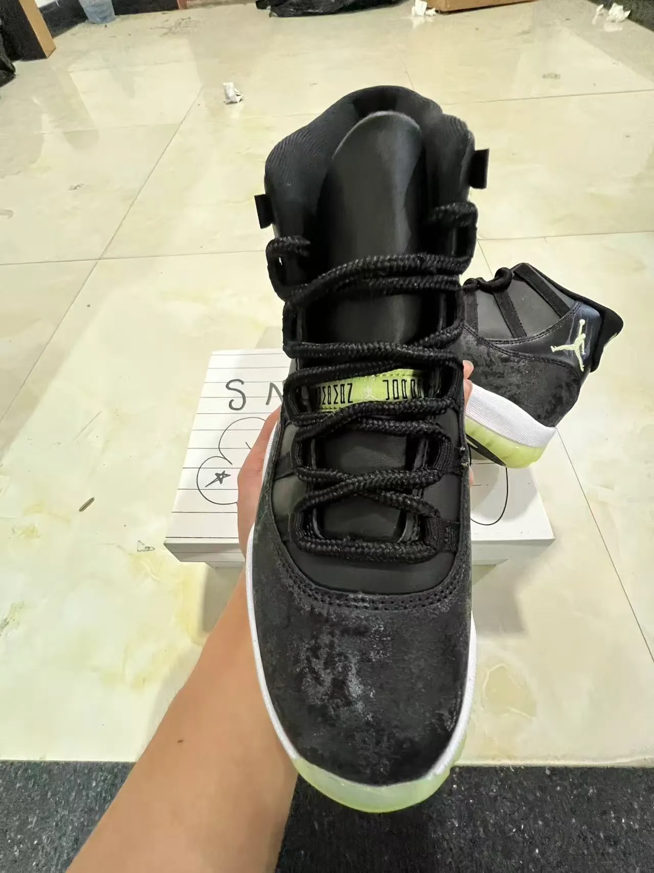Air Jordan 11 Black White Lime Green Basketball Shoes 3