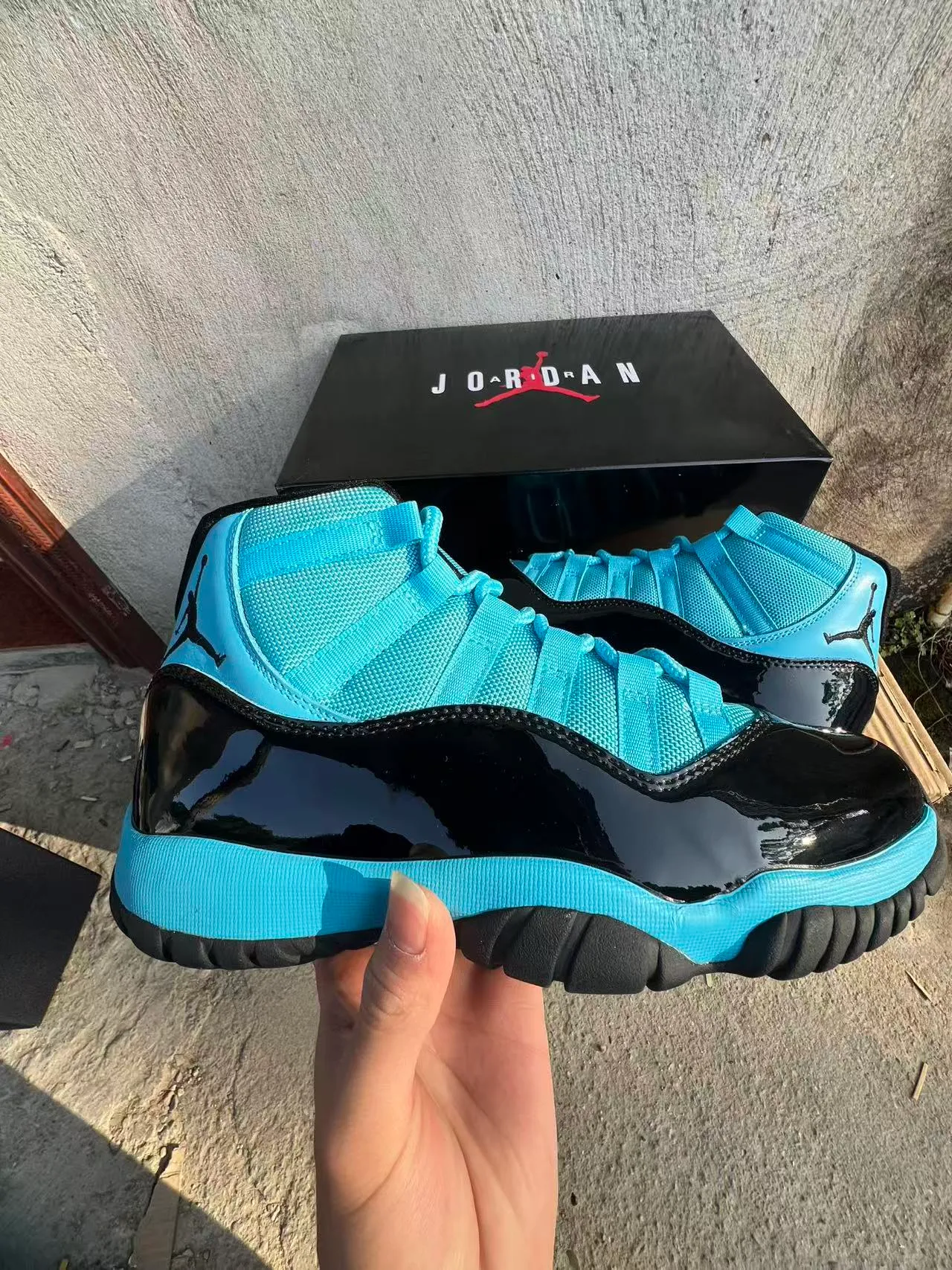 Air Jordan 11 Cyan and Black Patent Leather Basketball Shoes 7