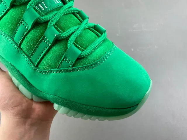 Air Jordan 11 Monochromatic Green Suede Basketball Shoes 2