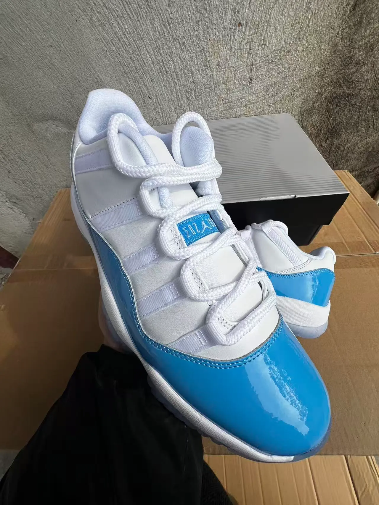 Air Jordan 11 White and Light Blue Patent Leather Basketball Shoes 2