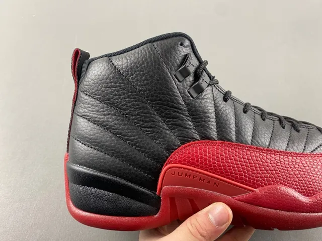 Air Jordan 12 Black Red Quilted Leather Basketball Shoes 2