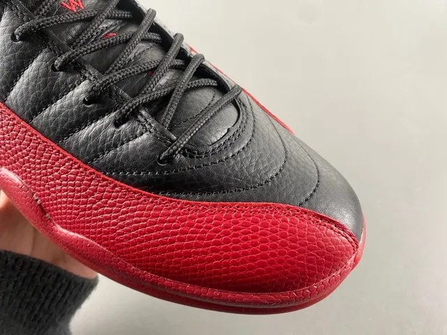 Air Jordan 12 Black Red Quilted Leather Basketball Shoes 3
