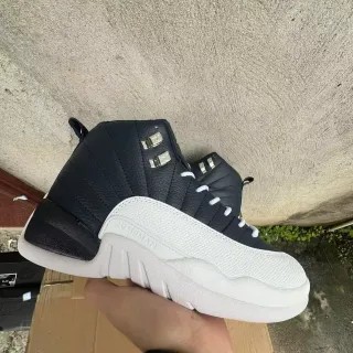 Air Jordan 12 Tênis de Basquete de Couro Acolchoado Navy e Branco