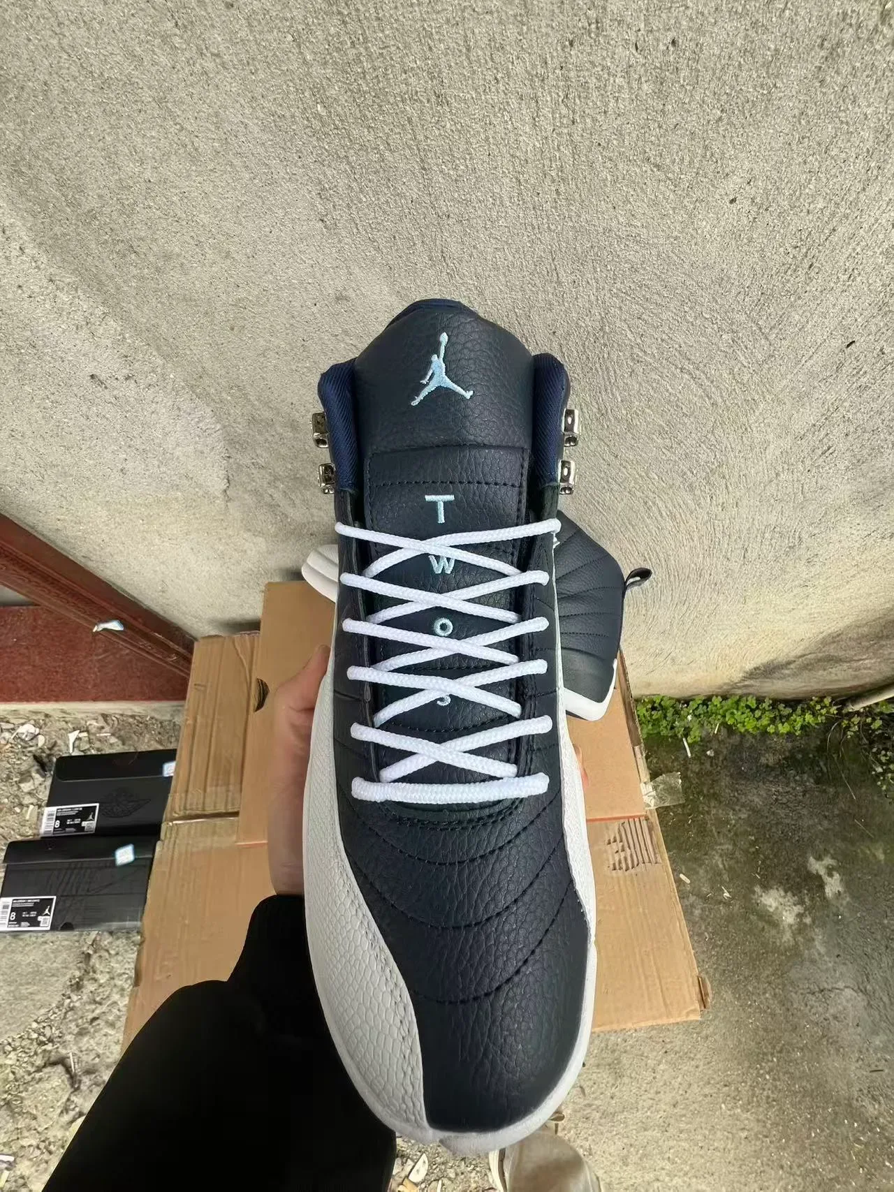 Air Jordan 12 Tênis de Basquete de Couro Acolchoado Navy e Branco 3