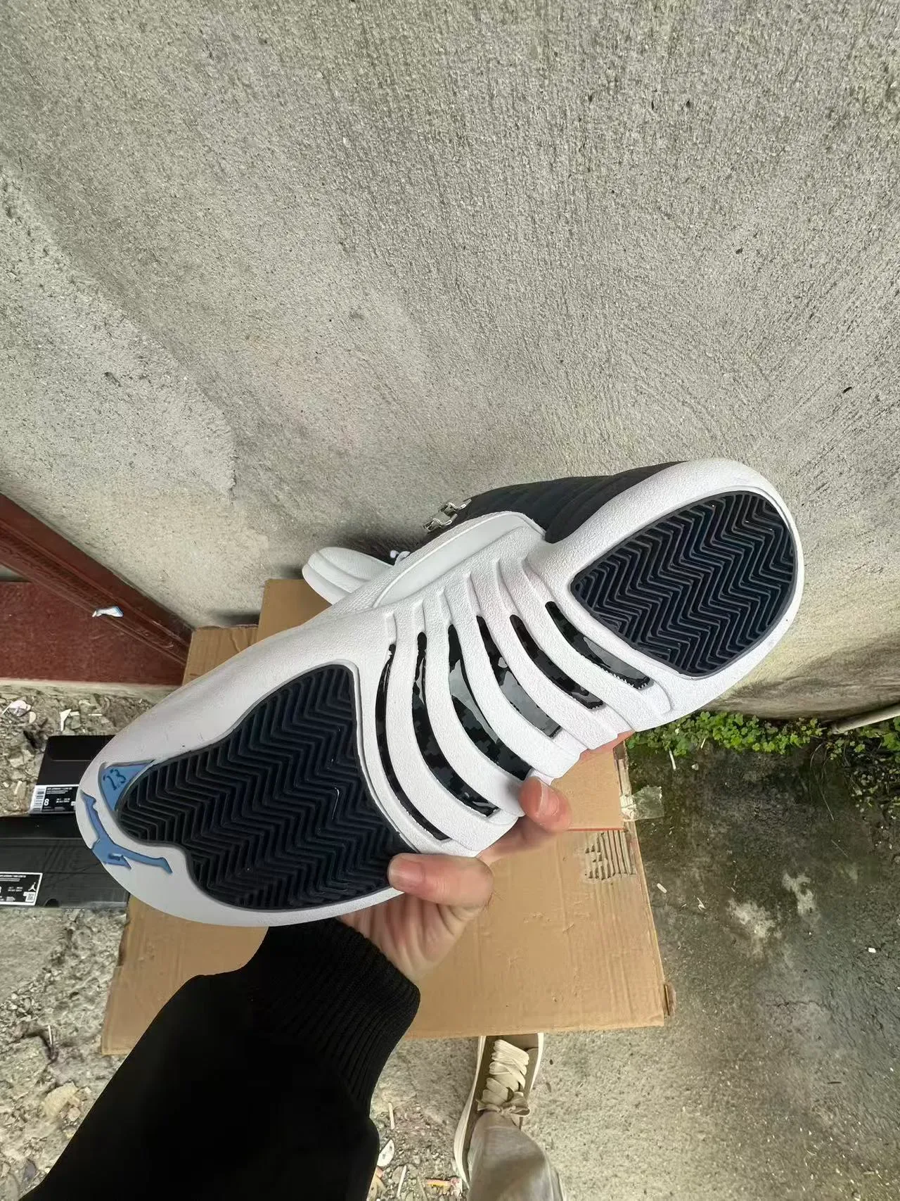Air Jordan 12 Tênis de Basquete de Couro Acolchoado Navy e Branco 6