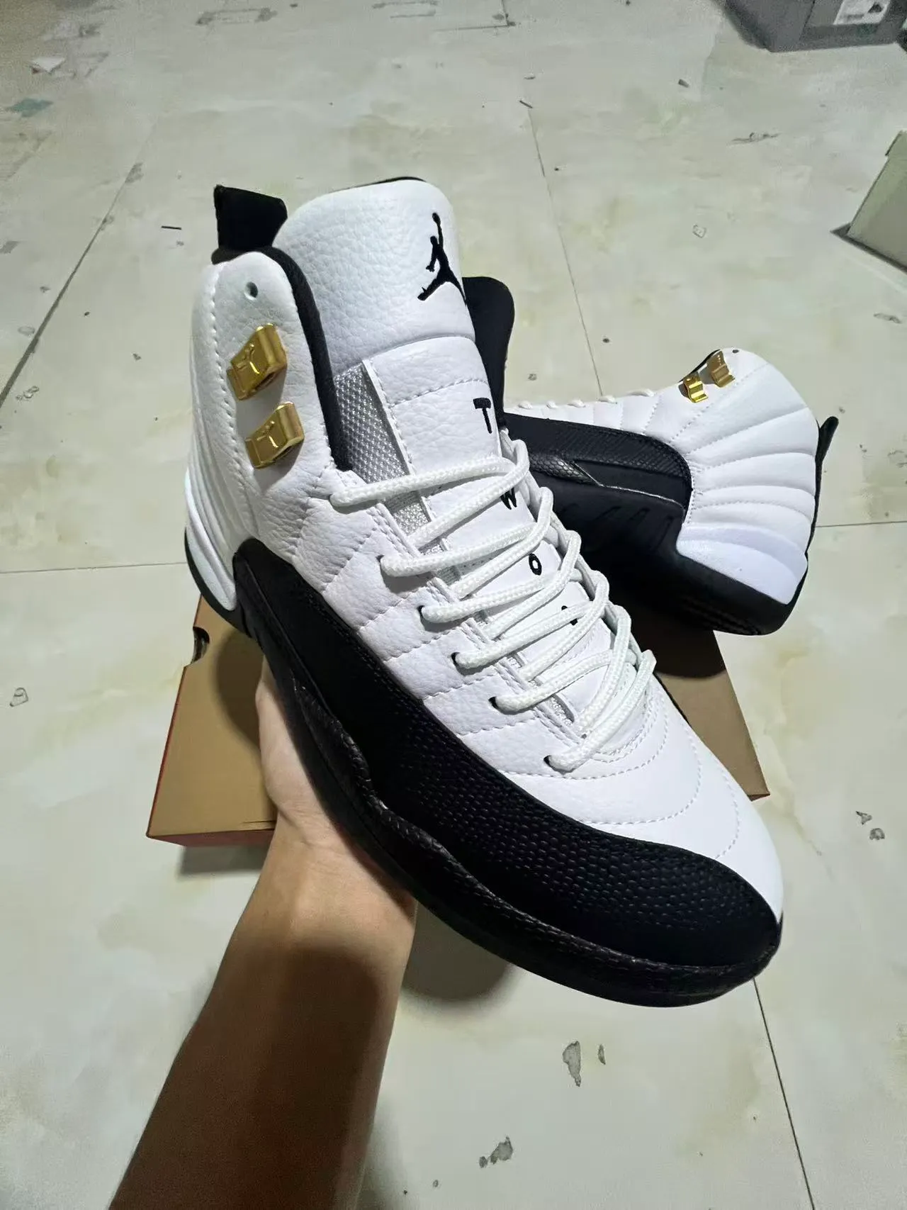 Air Jordan 12 White Black Gold Basketball Shoes 2
