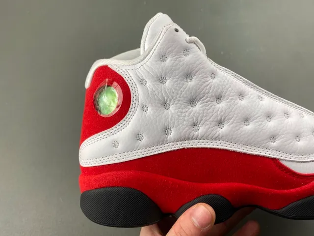 Air Jordan 13 White Red Black Basketball Shoes 3