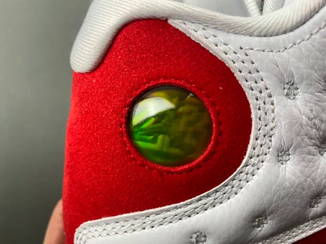 Air Jordan 13 White Red Black Basketball Shoes 4