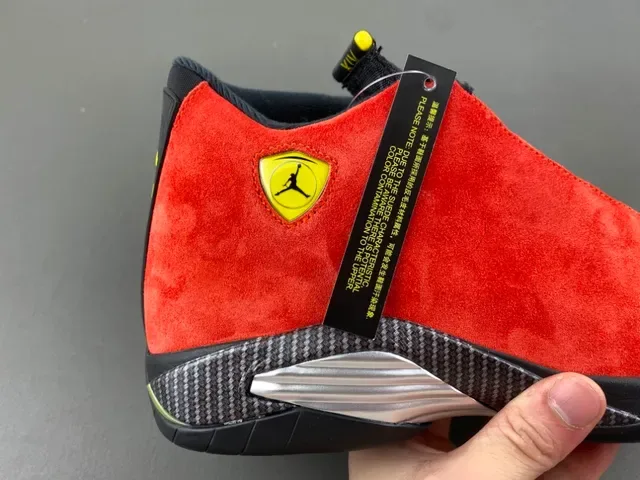 Air Jordan 14 Tênis de Basquete de Suede Vermelho com Fibra de Carbono 3