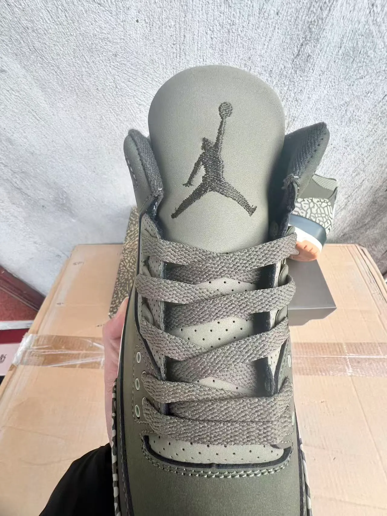 Air Jordan 3 Olive Elephant Print Basketball Shoes 4