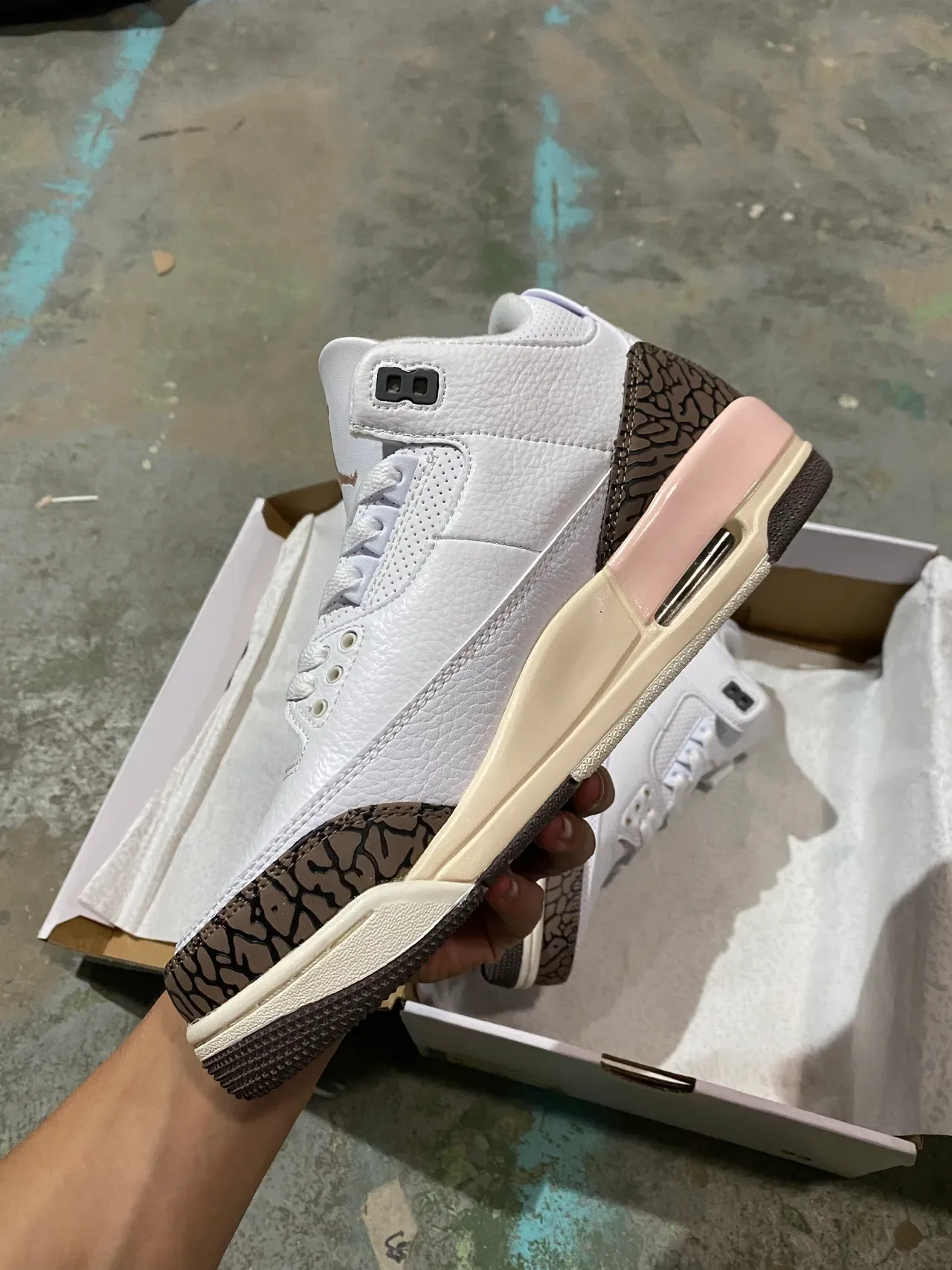 Air Jordan 3 Chaussures de basketball Blanc Éléphant rose 4