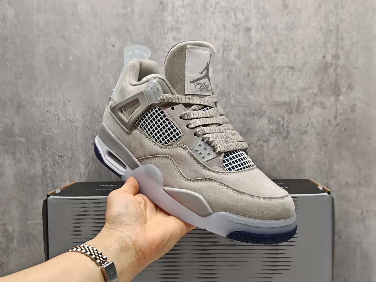 Air Jordan 4 Beige Navy Basketball Shoes 8