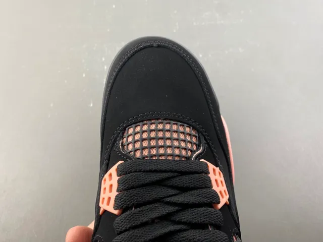 Tênis de basquete Air Jordan 4 preto e ouro rosa 5