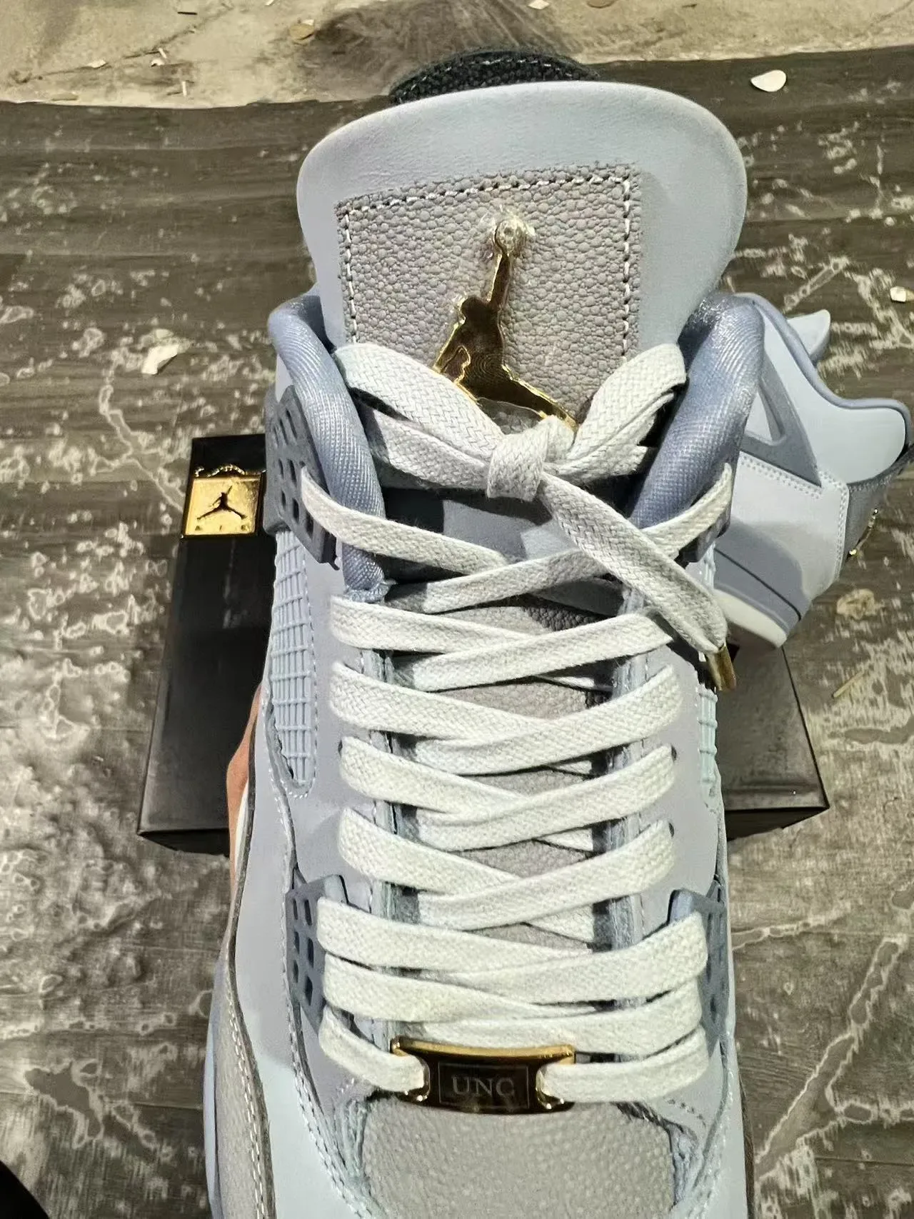 Air Jordan 4 Tênis de Basquete Cinza Claro e Cinza Médio 3