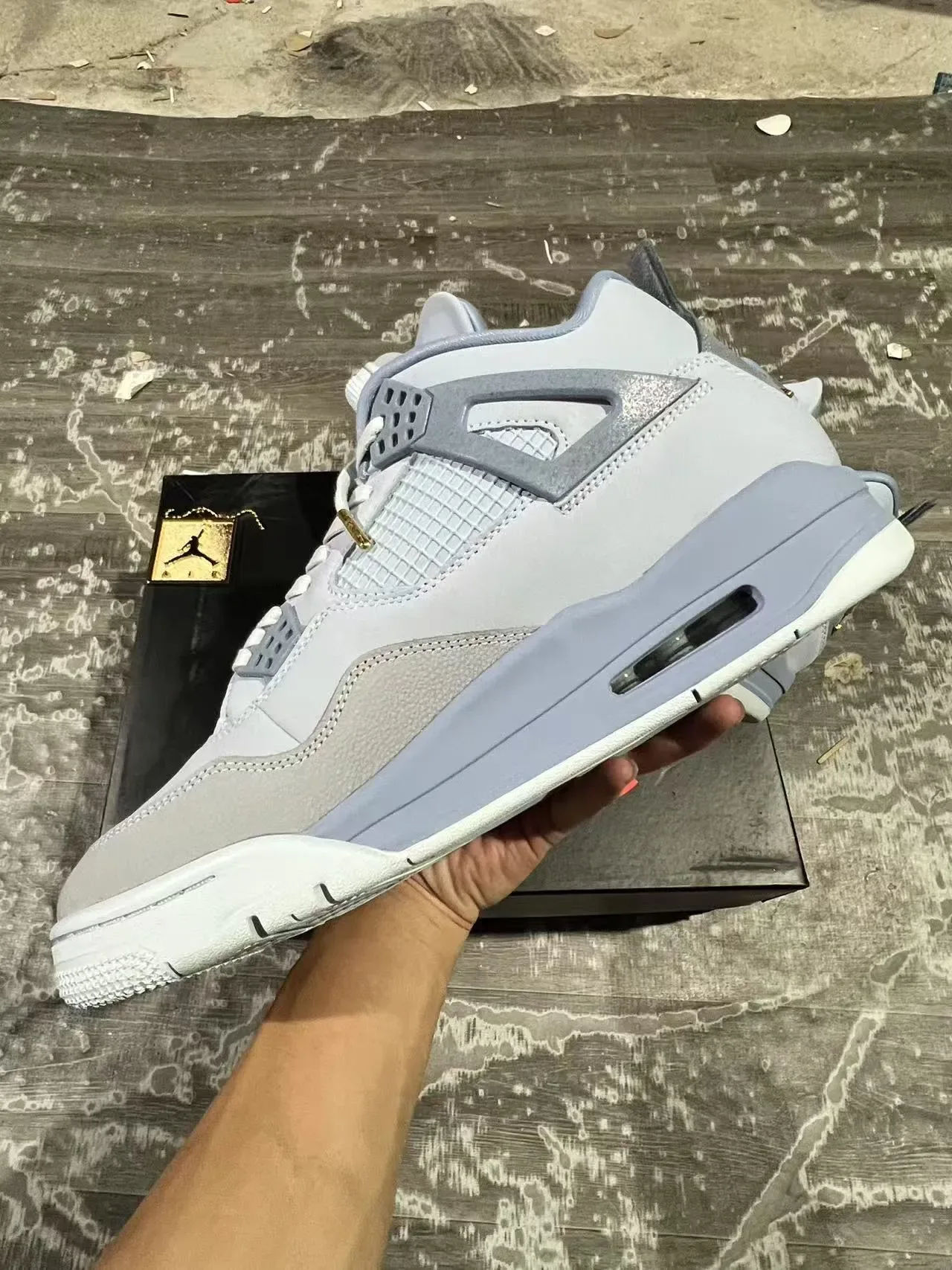 Air Jordan 4 Tênis de Basquete Cinza Claro e Cinza Médio 4