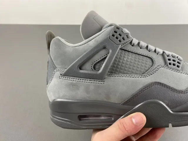 Air Jordan 4 Cinza Monocromático Tênis de Basquete 3