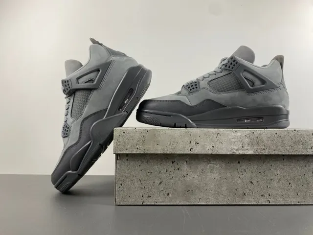 Air Jordan 4 Cinza Monocromático Tênis de Basquete 14