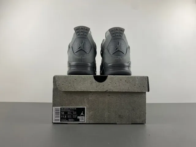 Air Jordan 4 Cinza Monocromático Tênis de Basquete 17
