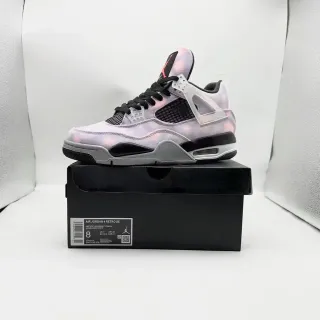Air Jordan 4 Retro SE 幻彩薰衣草黑篮球鞋