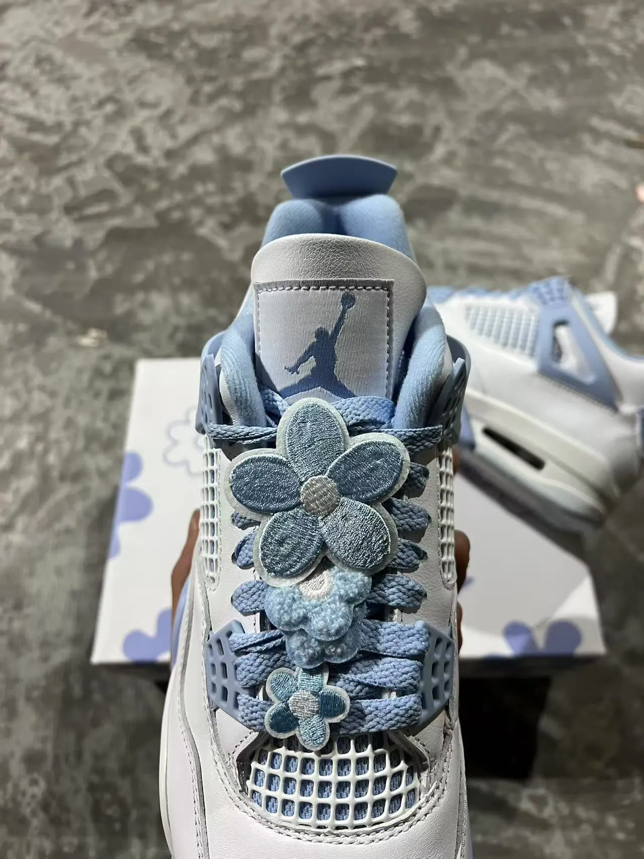 Air Jordan 4 White and Powder Blue Basketball Shoes 4