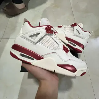 Air Jordan 4 White and Red Basketball Shoes