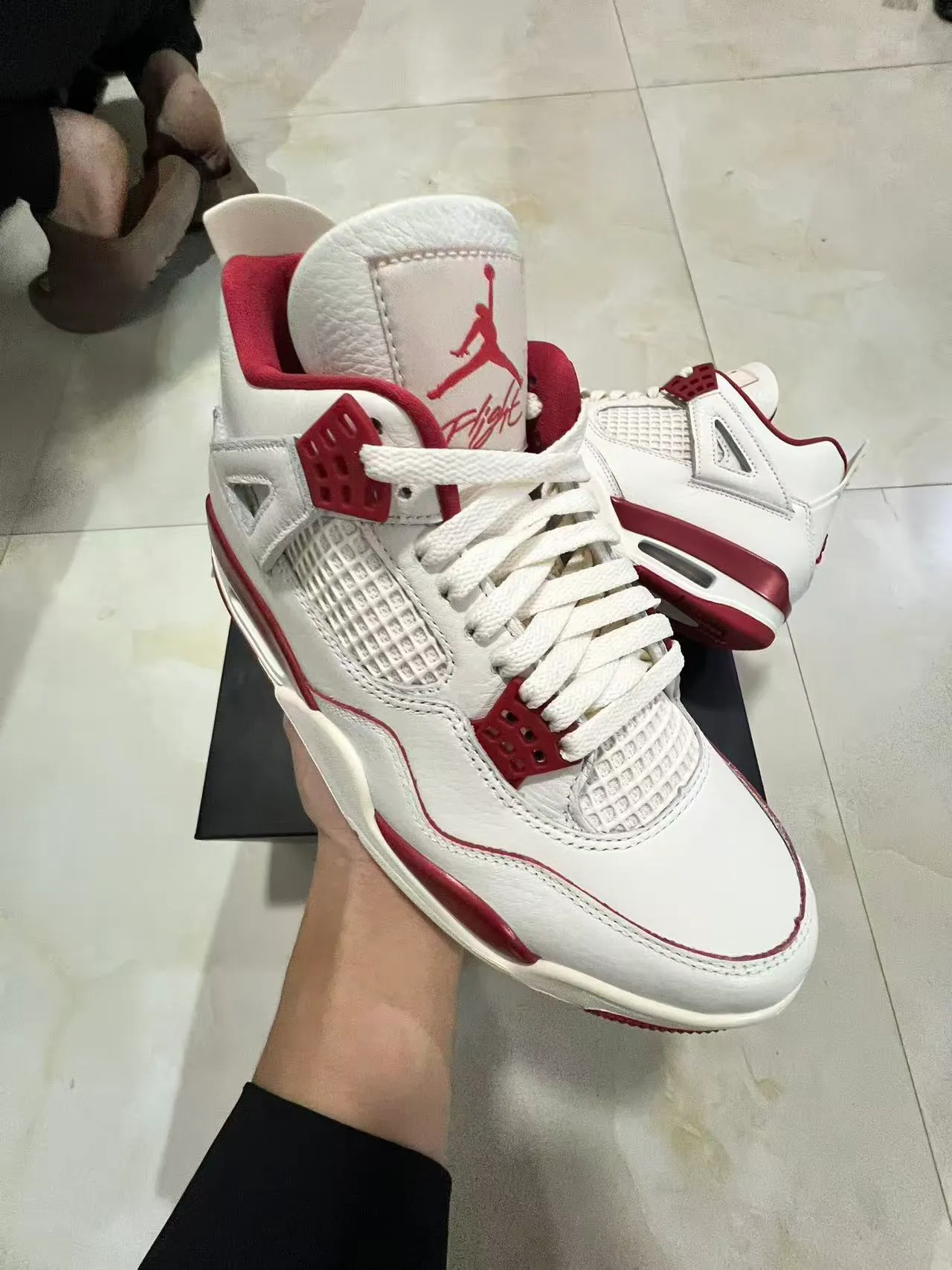 Air Jordan 4 White and Red Basketball Shoes 2