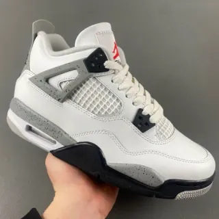 Air Jordan 4 White Cement 篮球鞋