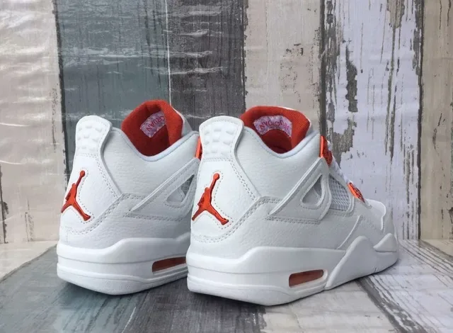Air Jordan 4 Branco e Laranja Tênis de Basquete 5