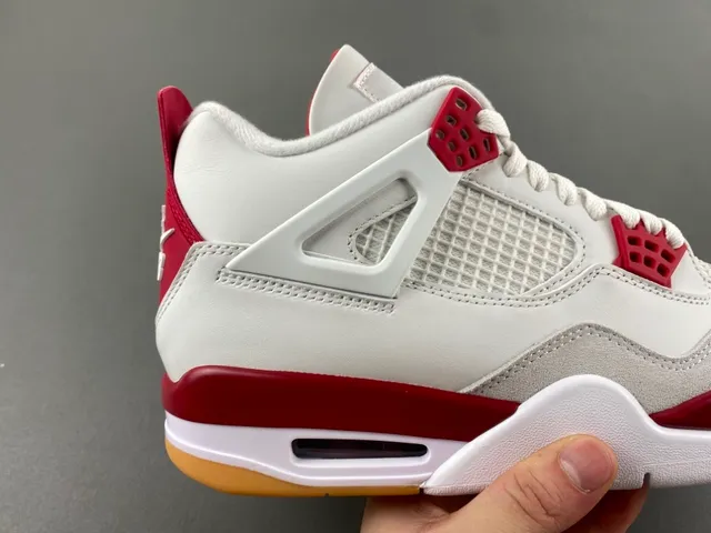 Air Jordan 4 White Red Gum Basketball Shoes 3