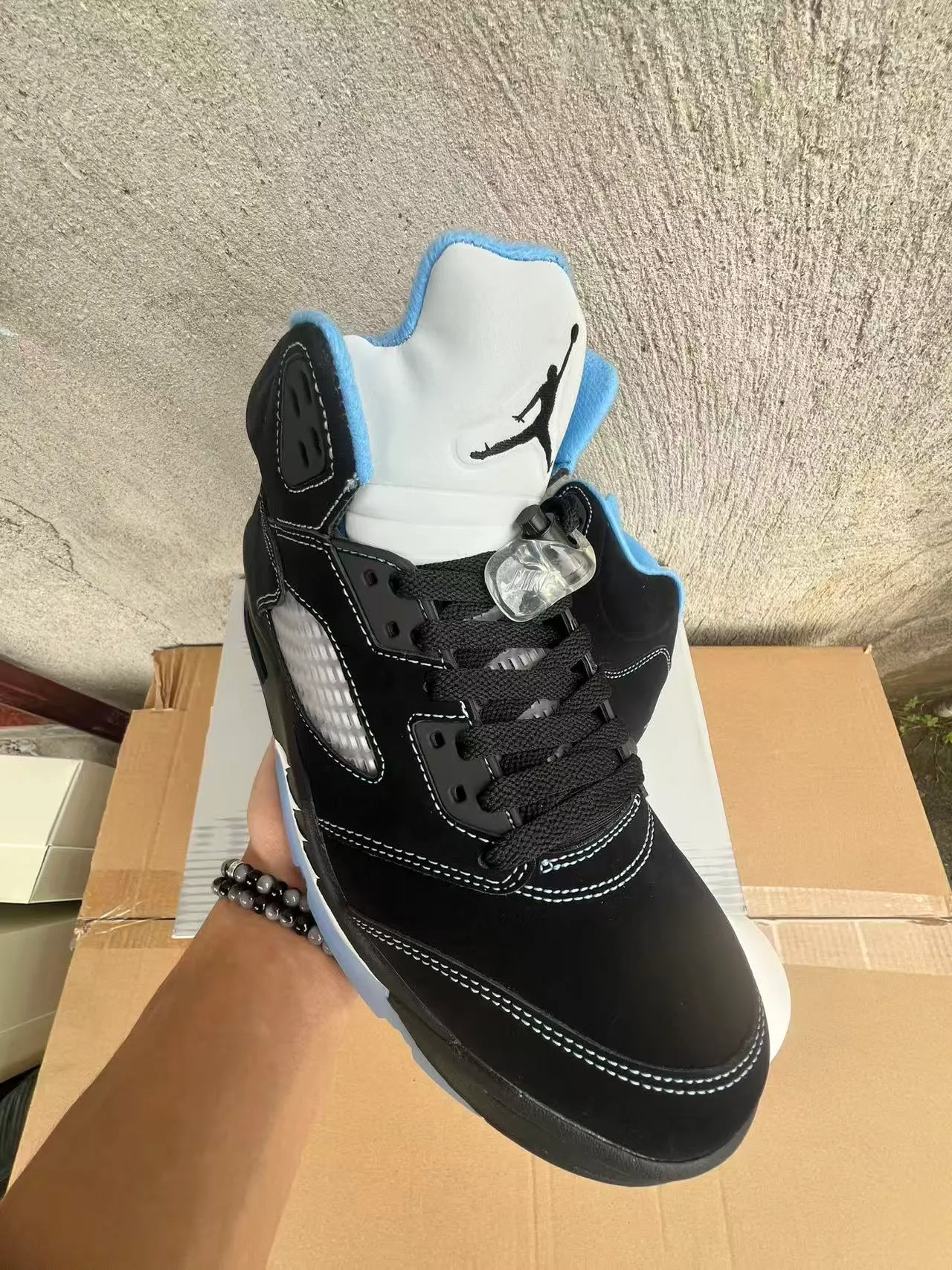 Tênis de basquete Air Jordan 5 preto azul claro branco 2