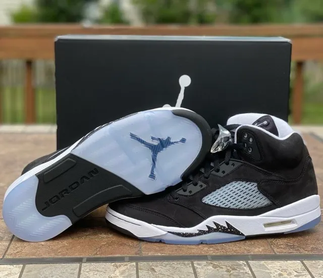 Air Jordan 5 Black White Blue Basketball Shoes 3