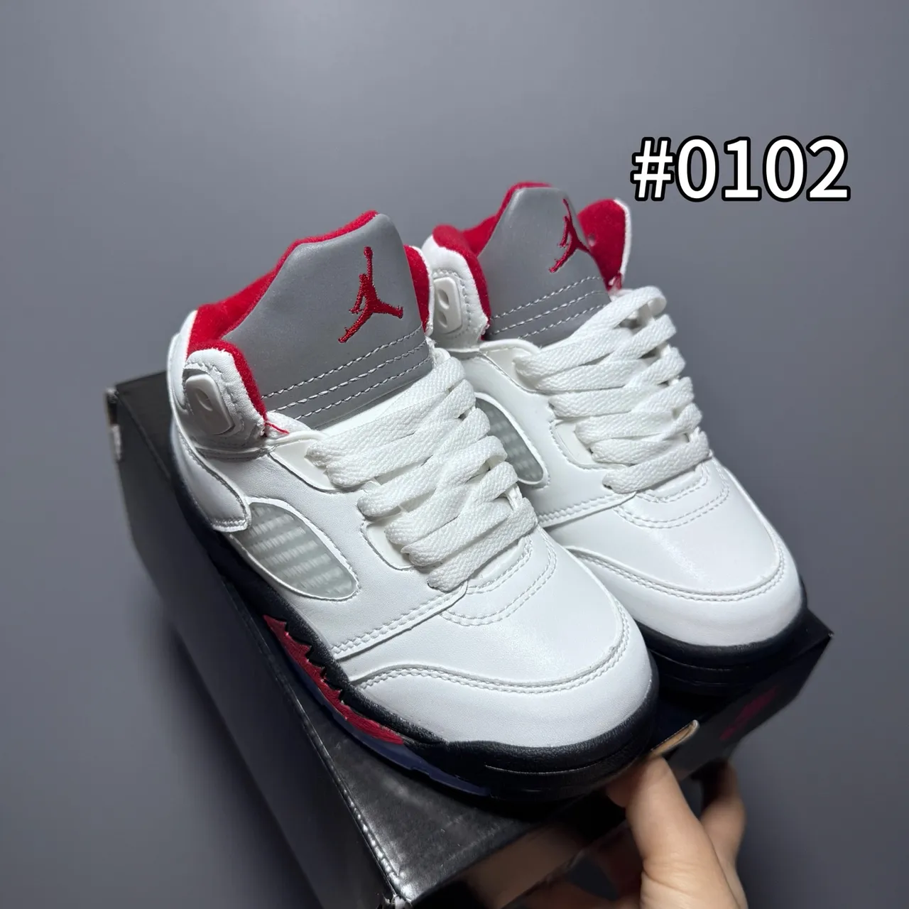 Air Jordan 5 Noir Blanc Rouge Chaussures de basketball pour enfant 6