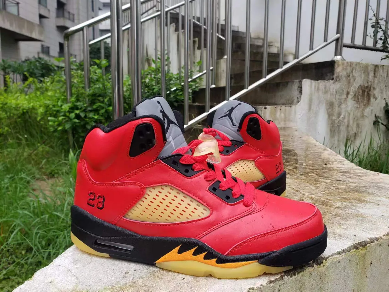 Air Jordan 5 Red Black Tan Flame Basketball Shoes 2