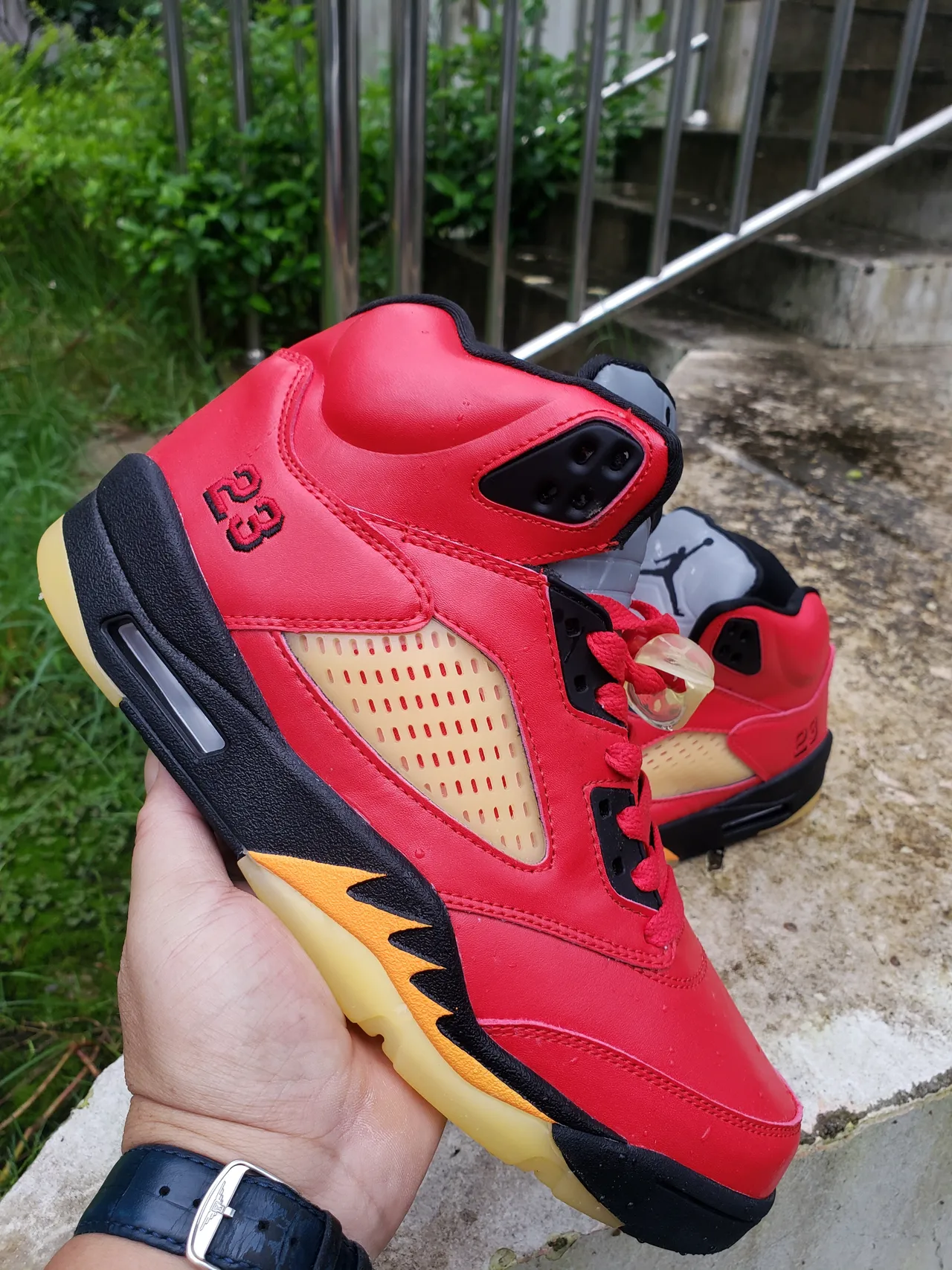 Chaussures de basketball Air Jordan 5 rouge noir jaune Flame 3