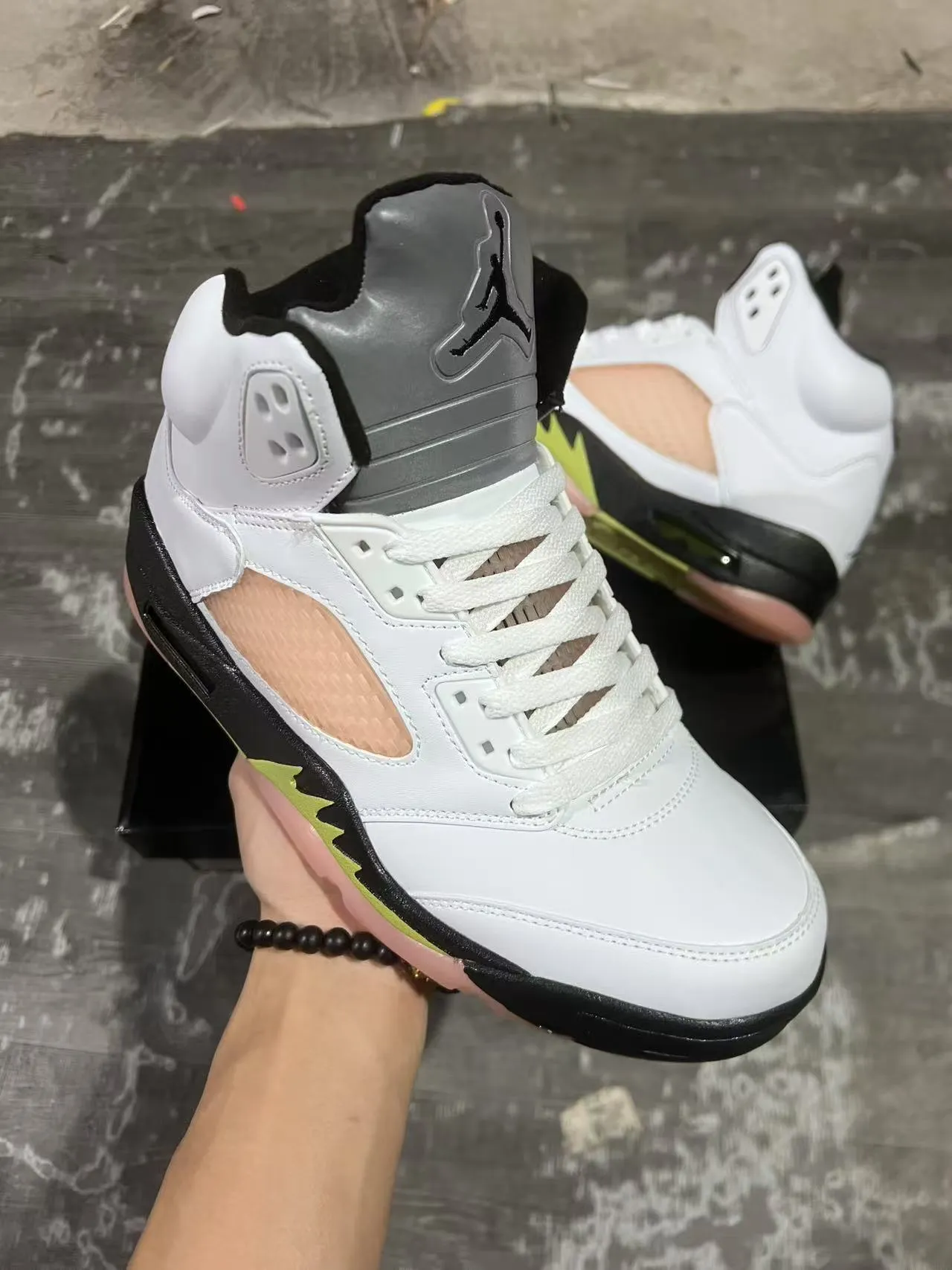 Air Jordan 5 Sapatos de Basquete Branco Preto Verde Lima 2